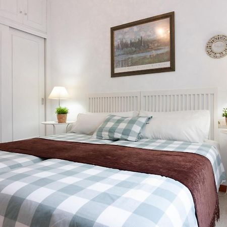 Sea & Wave Soho Family Apartment Malaga Bagian luar foto