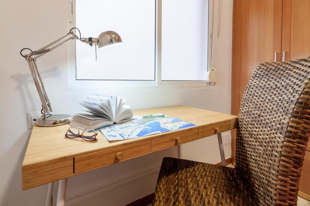 Sea & Wave Soho Family Apartment Malaga Bagian luar foto