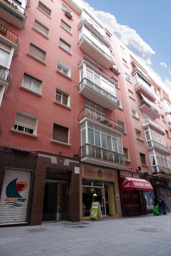 Sea & Wave Soho Family Apartment Malaga Bagian luar foto